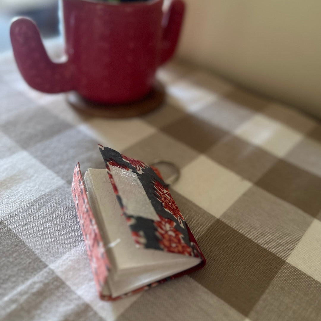 Peach Pocket Diary Keyring