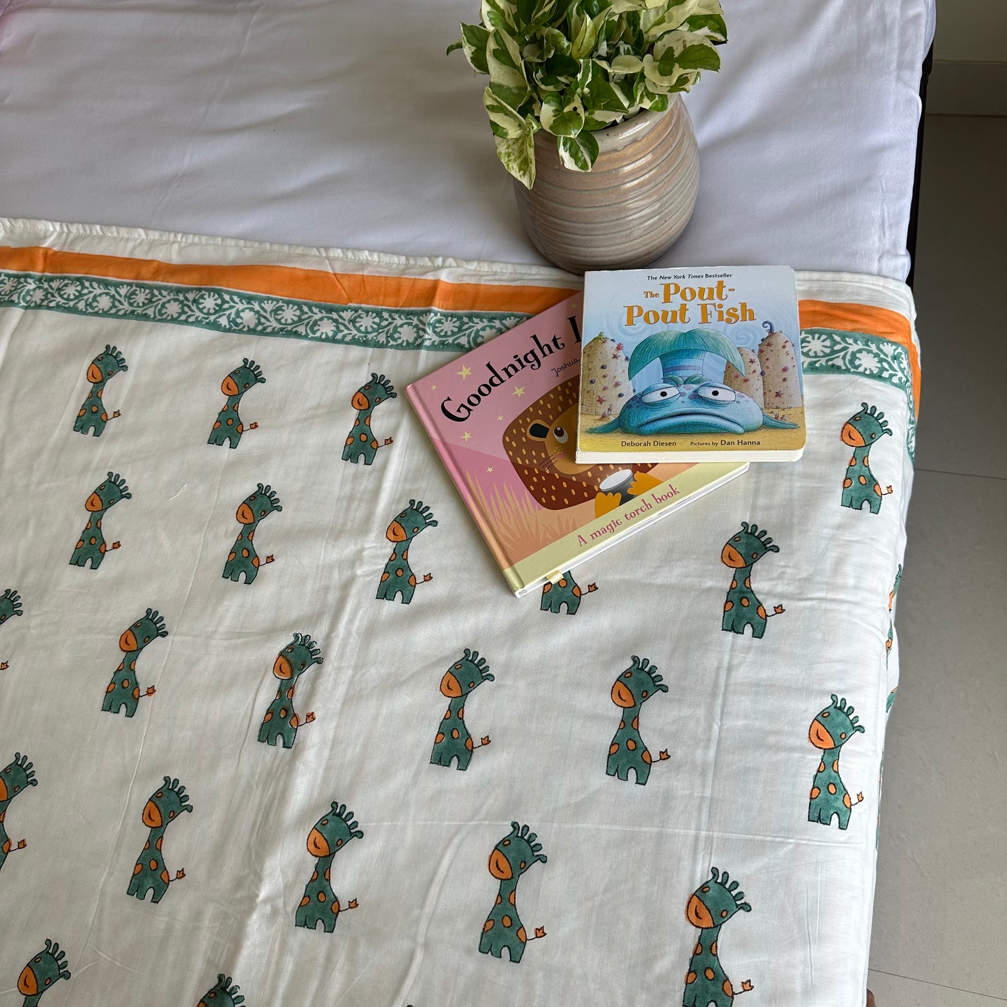 Green Giraffe Single Dohar