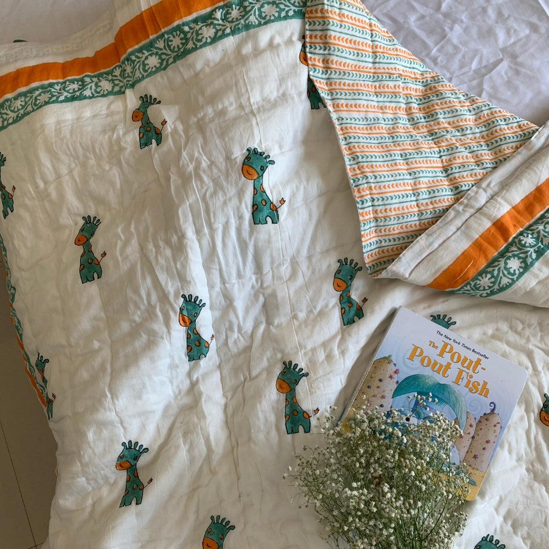 Green Giraffe Single Quilt