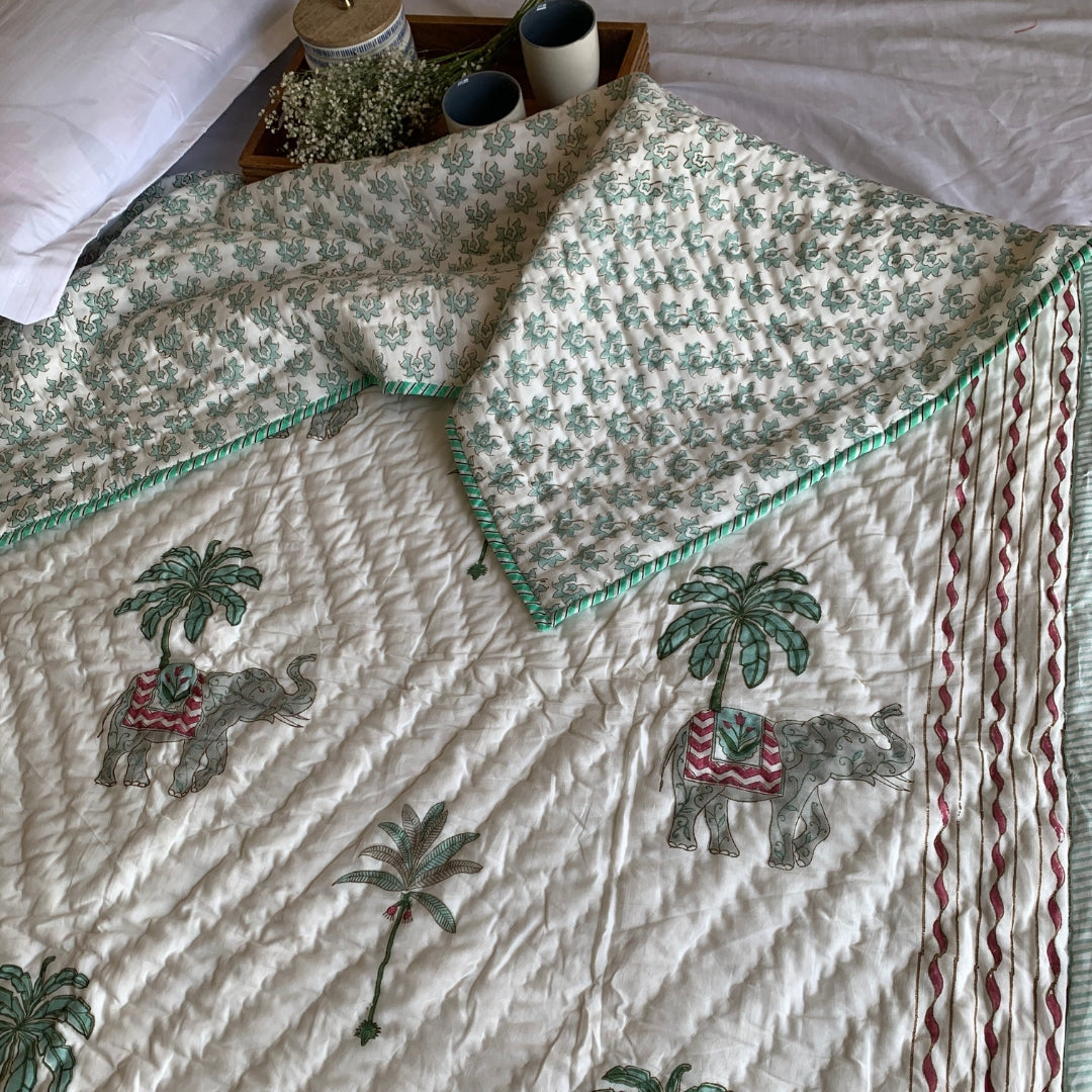 Palms & Elephants Single Quilt