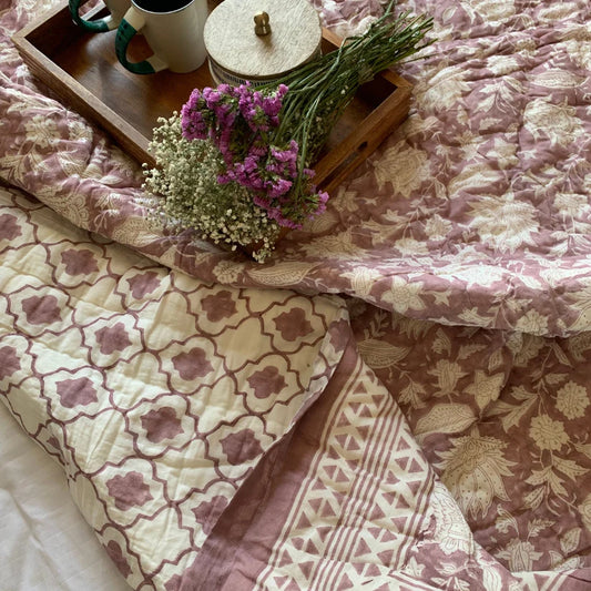 Lilac Love Jaal Double Quilt