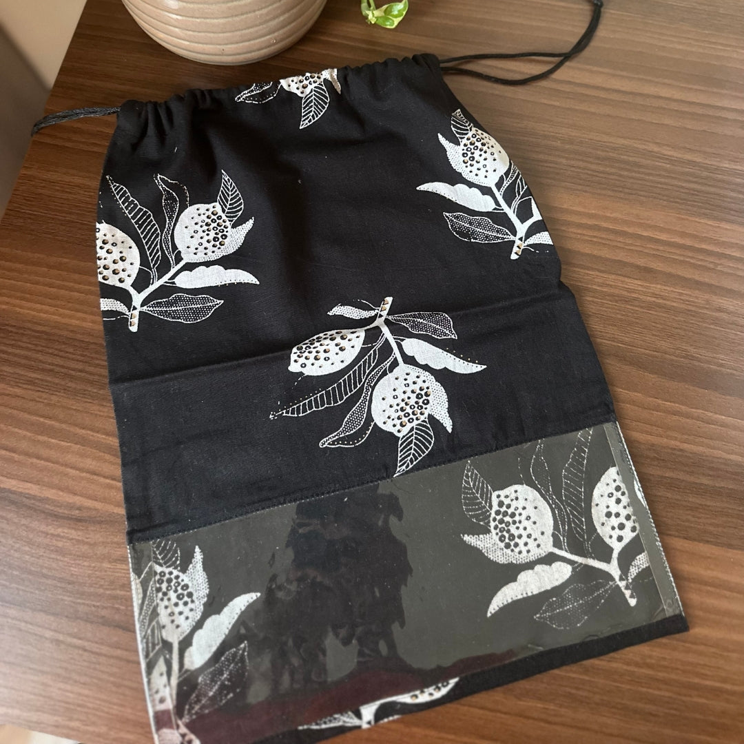 Black & Beige Toy Bag