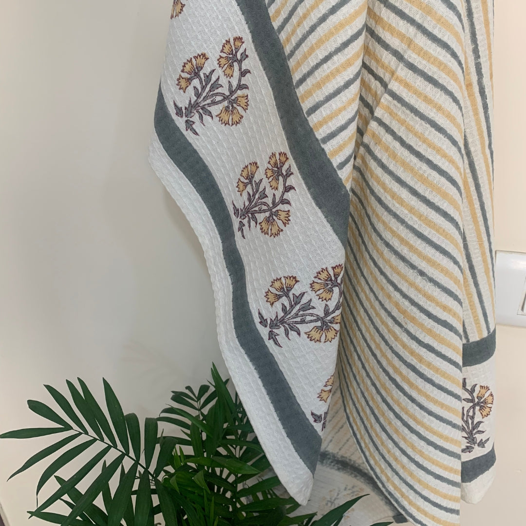 Sunny Stripes Bath Towel