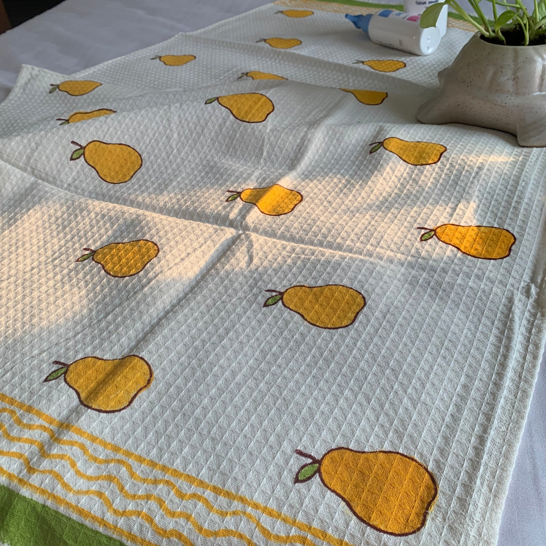 Yellow Pears Bath Towel